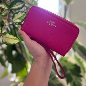 NWOT Coach Double Zipper Closure Wallet Wristlet bag m1480-f53141 Pink/Gold
